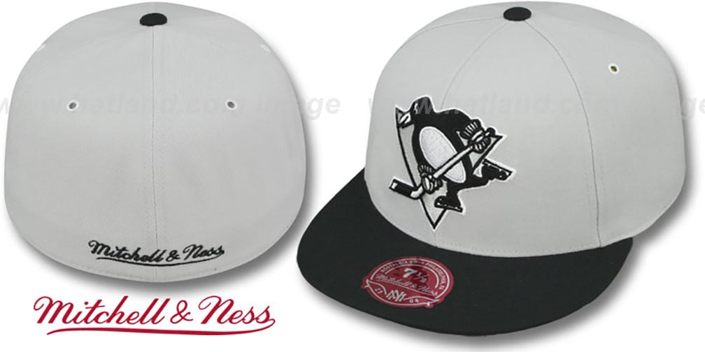 penguins-monochrome-xl-logo-