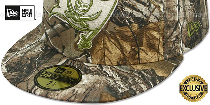 BASIC Realtree Camo Fitted Hat